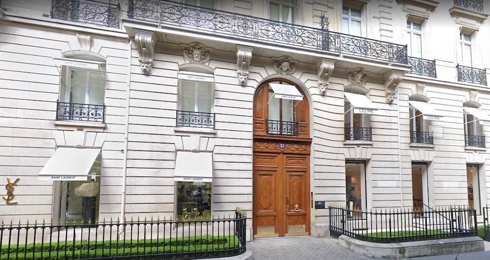 Façade d'immeuble parisien